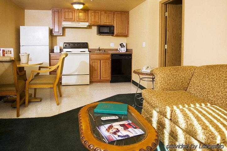 Emerald Suites South Las Vegas Boulevard Room photo